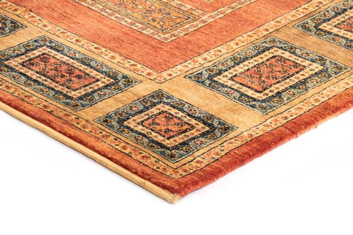 4' 9 x 6' 6 Luribaft Wool Rug