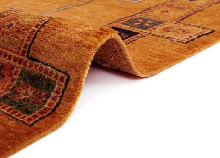 Detail image of 4' 10 x 7' 10 Luribaft Wool Rug