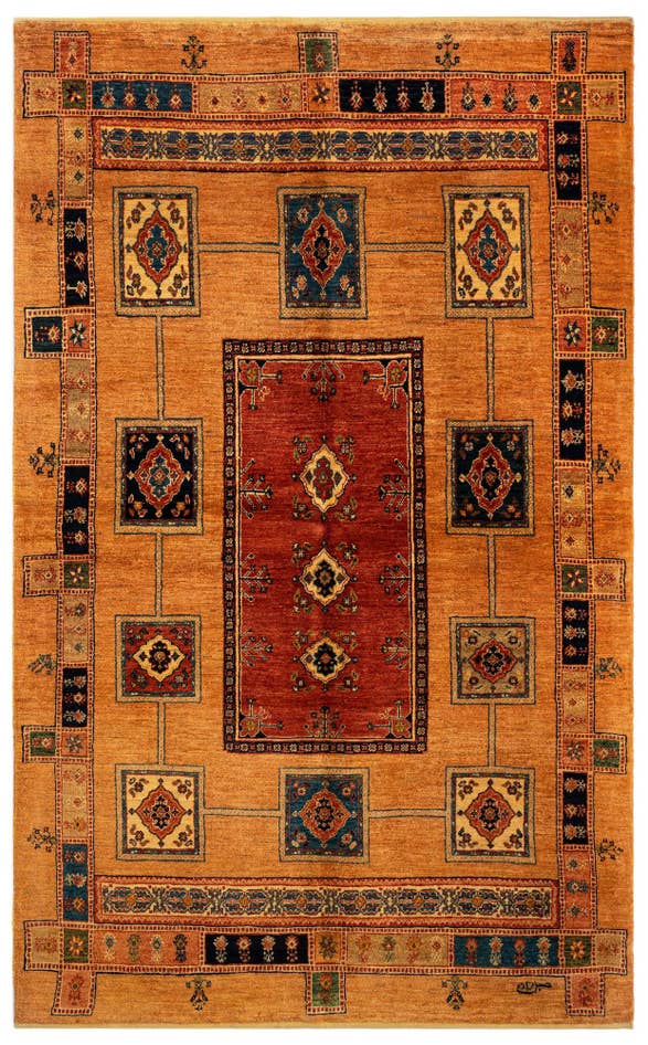 Detail image of 4' 10 x 7' 10 Luribaft Wool Rug