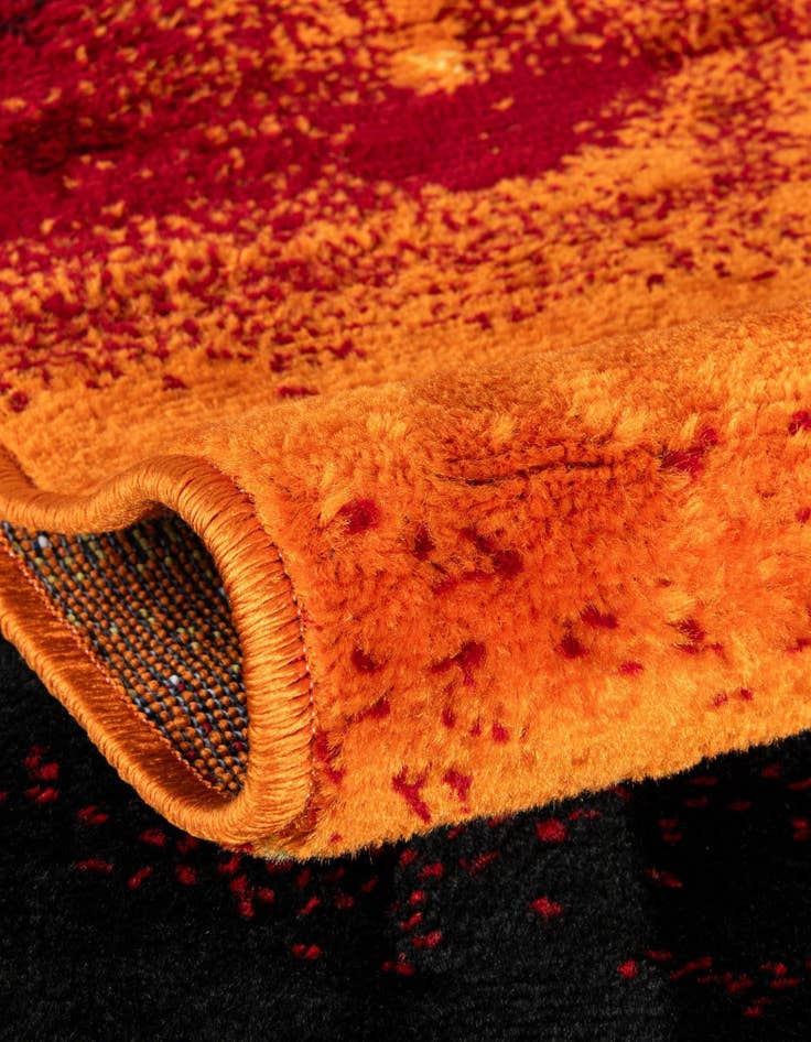 Detail image of 4' x 6' Metropolis Rug