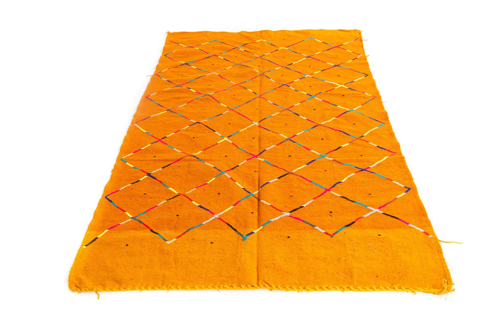 5' x 7' 8 Hand Knotted Moroccan Wool Rug