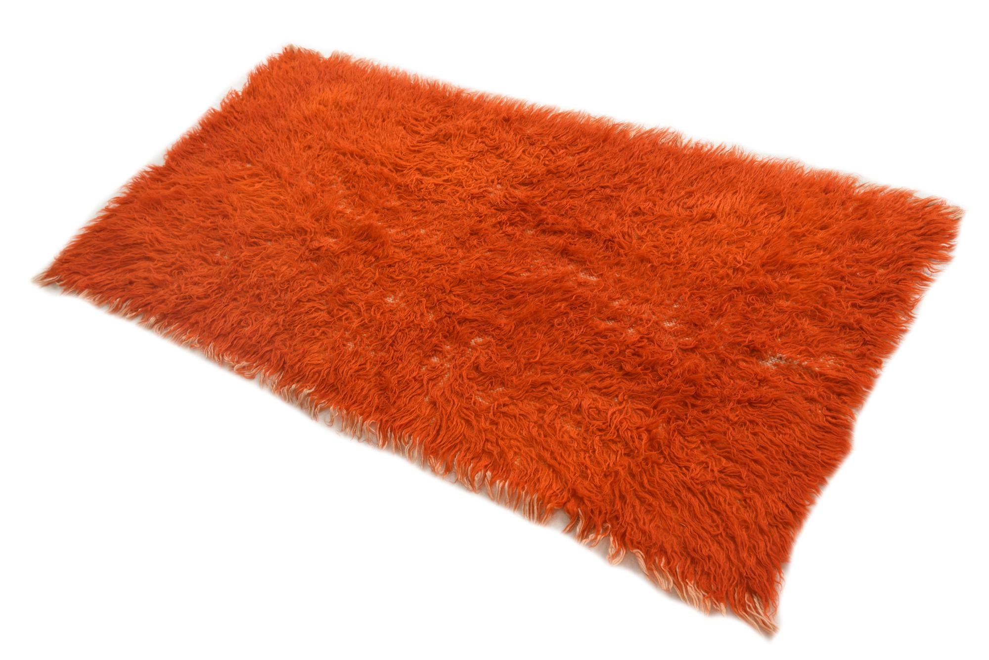 2' 5 x 4' 7 Hand Knotted Moroccan Wool Rug
