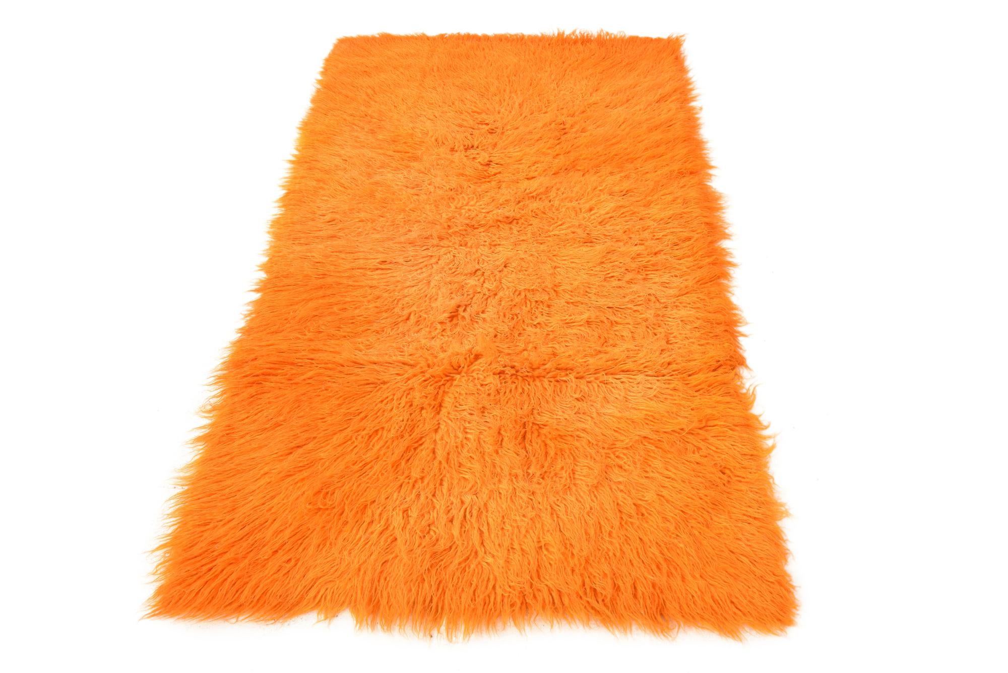2' 9 x 5' 5 Hand Knotted Moroccan Wool Rug