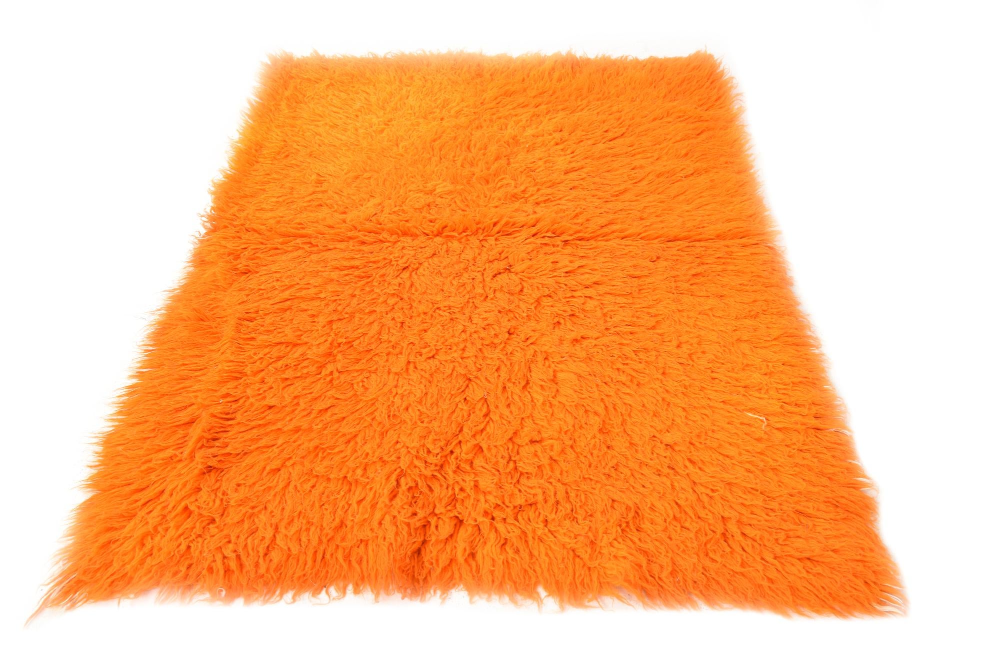 4' 1 x 5' 7 Hand Knotted Moroccan Wool Rug