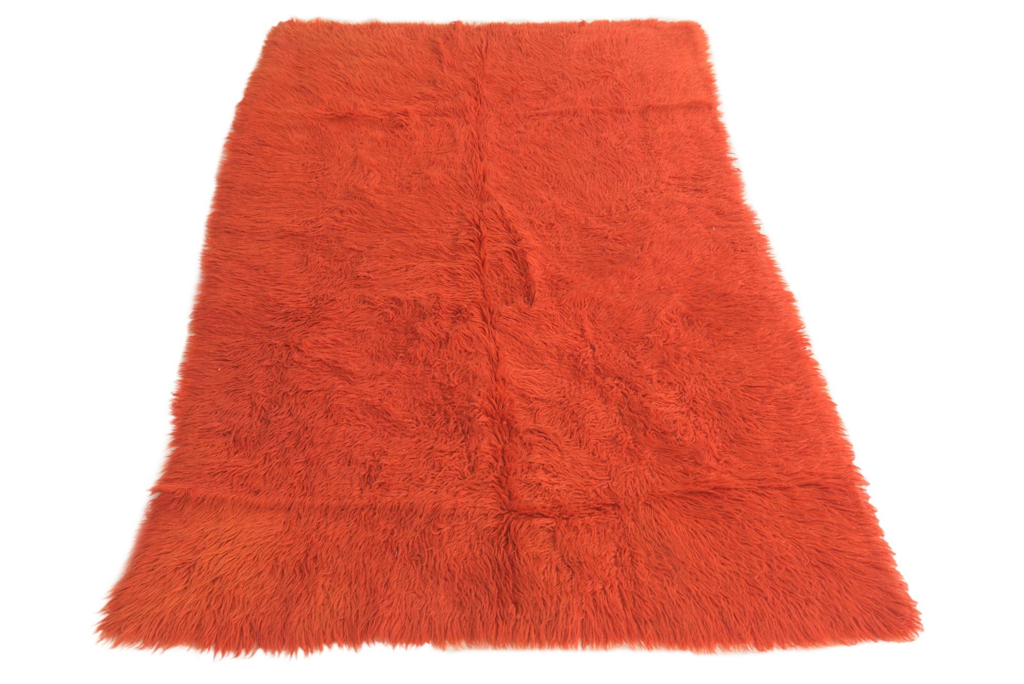 4' 6 x 7' Hand Knotted Moroccan Wool Rug