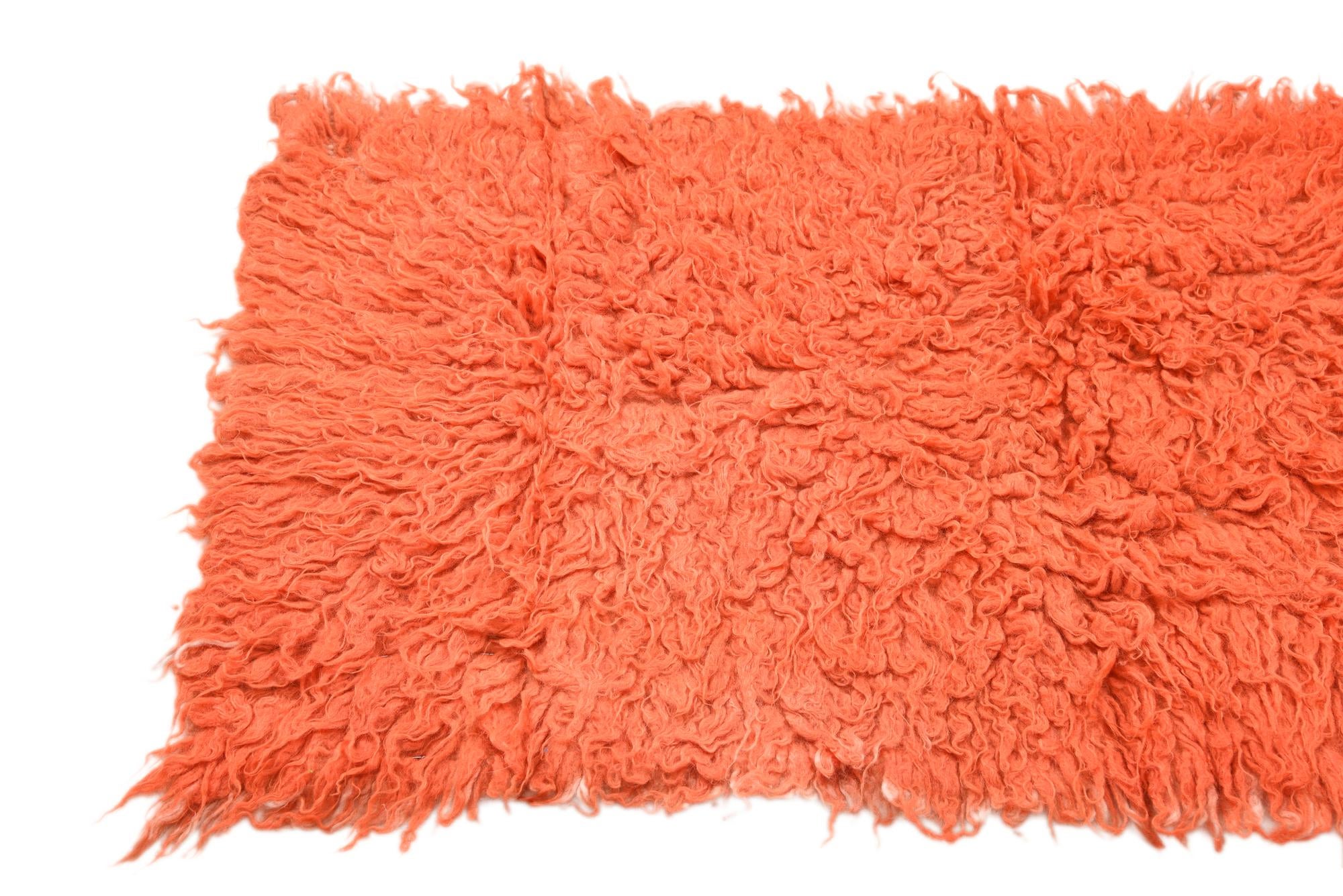 2' x 3' 10 Hand Knotted Moroccan Wool Rug