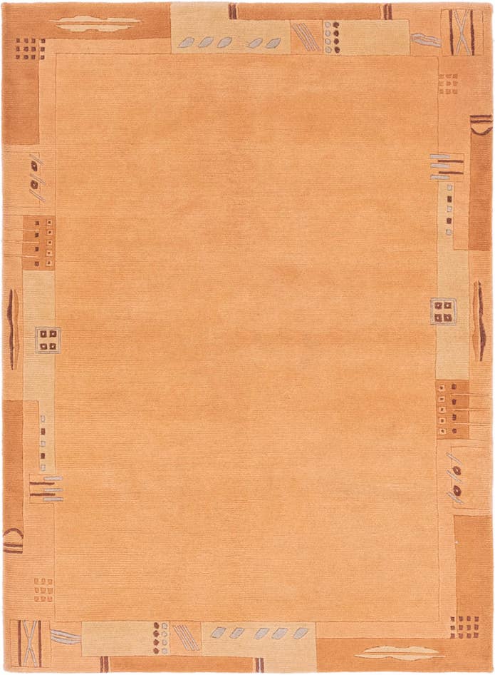 Detail image of 4' 1 x 5' 9 Hand Knotted Nepal Wool Rug