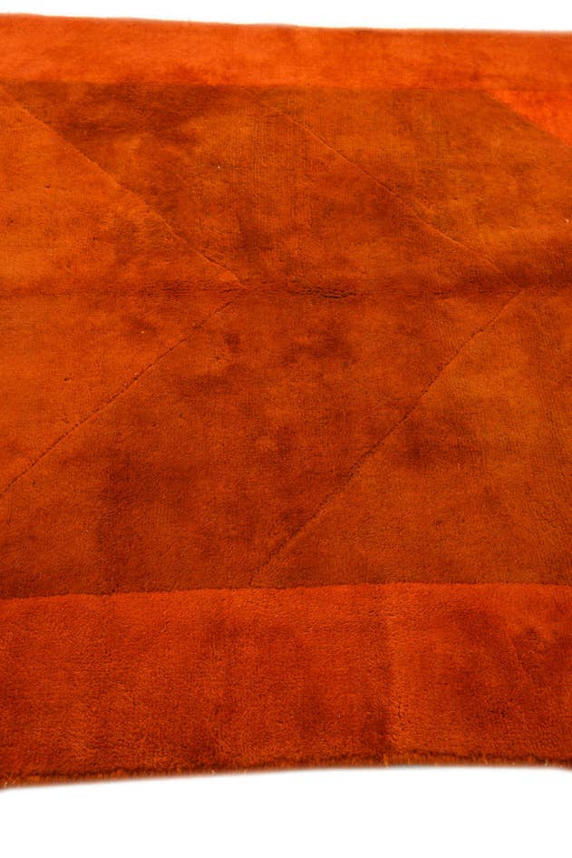 Detail image of 4' 5 x 6' 5 Hand Knotted Nepal Wool Rug