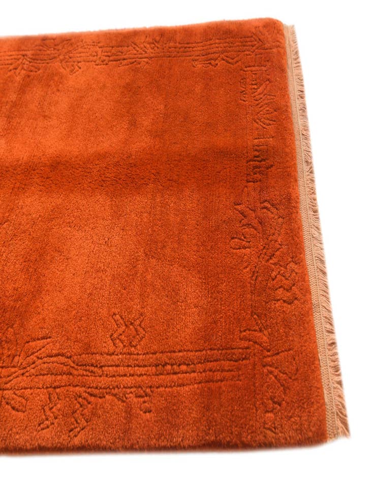 Detail image of 2' 5 x 4' 8 Hand Knotted Nepal Wool Rug