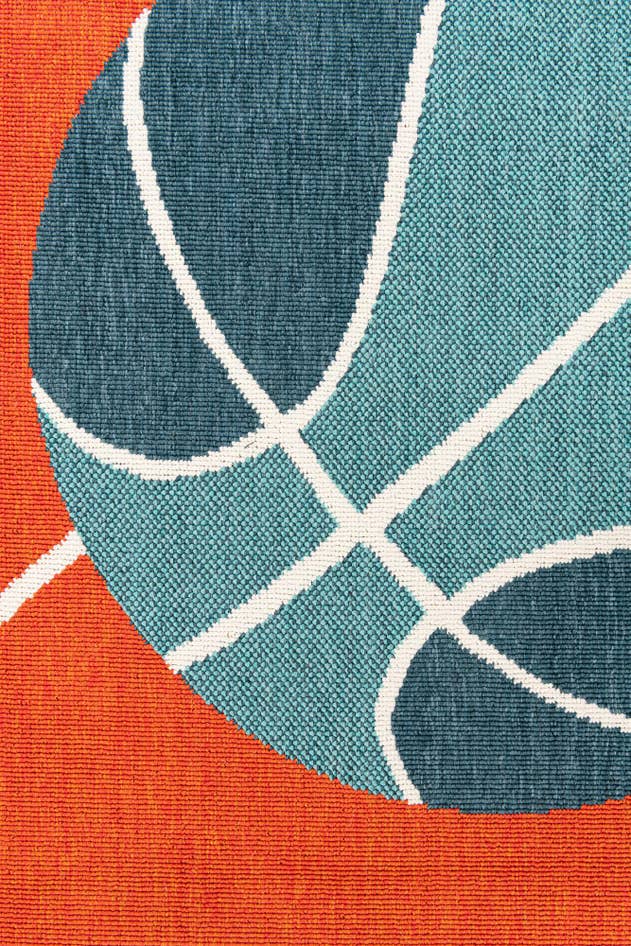 Detail image of 4' x 5' 8 Easy-Clean Modern Indoor / Outdoor Rug