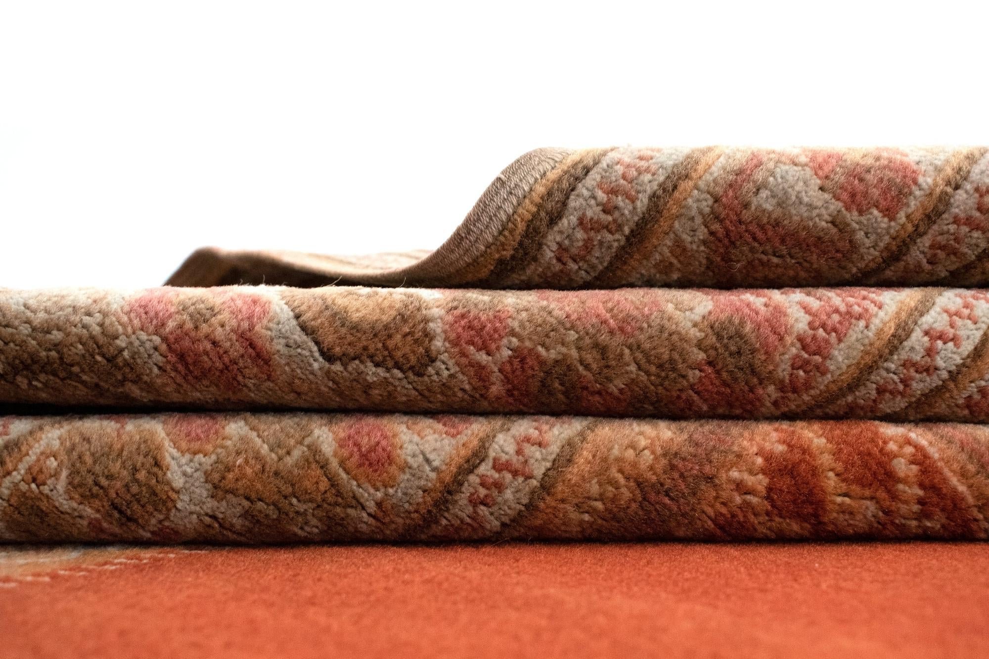 4' 2 x 5' 8 Hand Knotted Panderma Rug