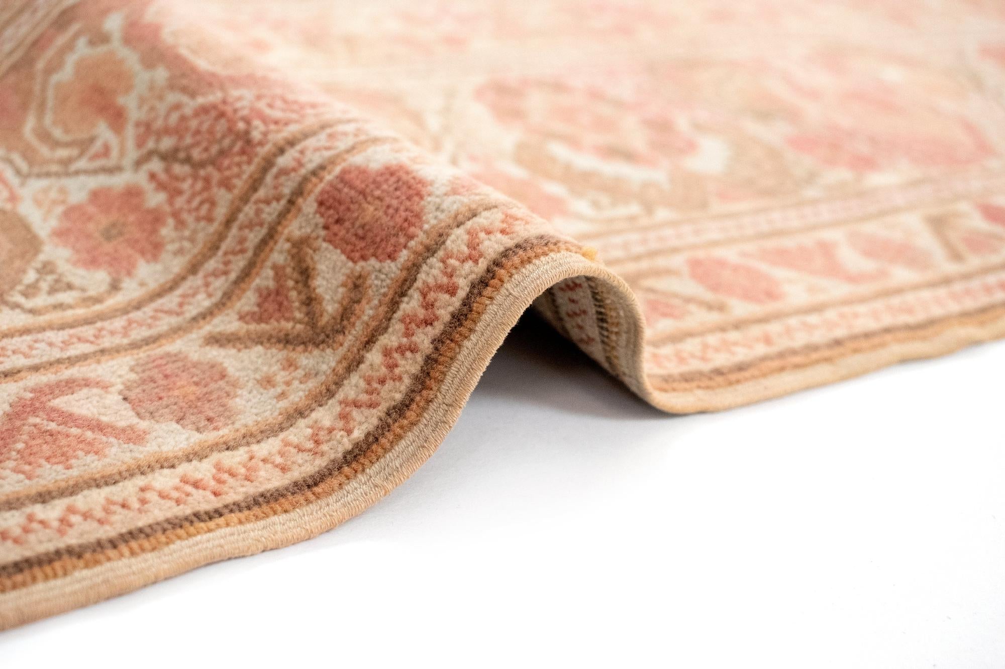 4' 2 x 5' 8 Hand Knotted Panderma Rug