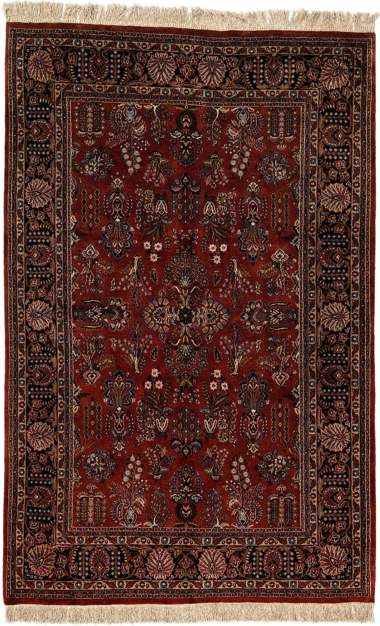 5' 5 x 8' 5 Hand Knotted Sarough Wool Rug