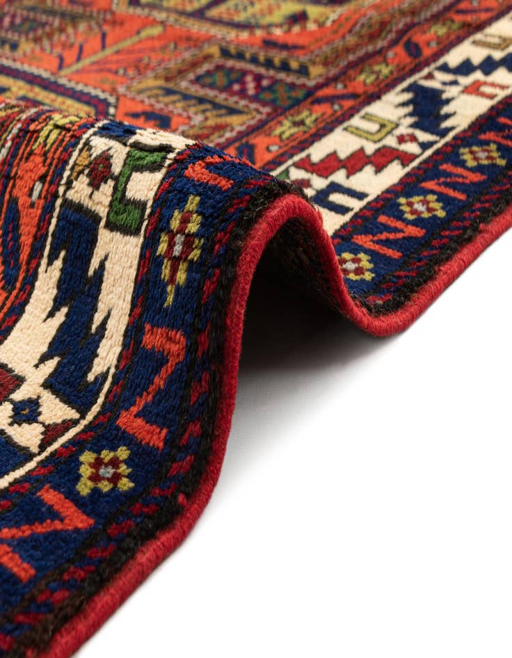 Detail image of 3' 9 x 6' 1 Hand Knotted Shiraz Wool Rug