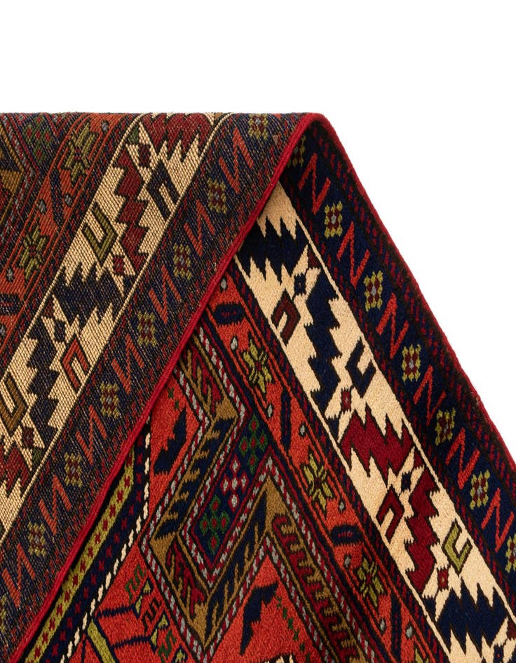 Detail image of 3' 9 x 6' 1 Hand Knotted Shiraz Wool Rug