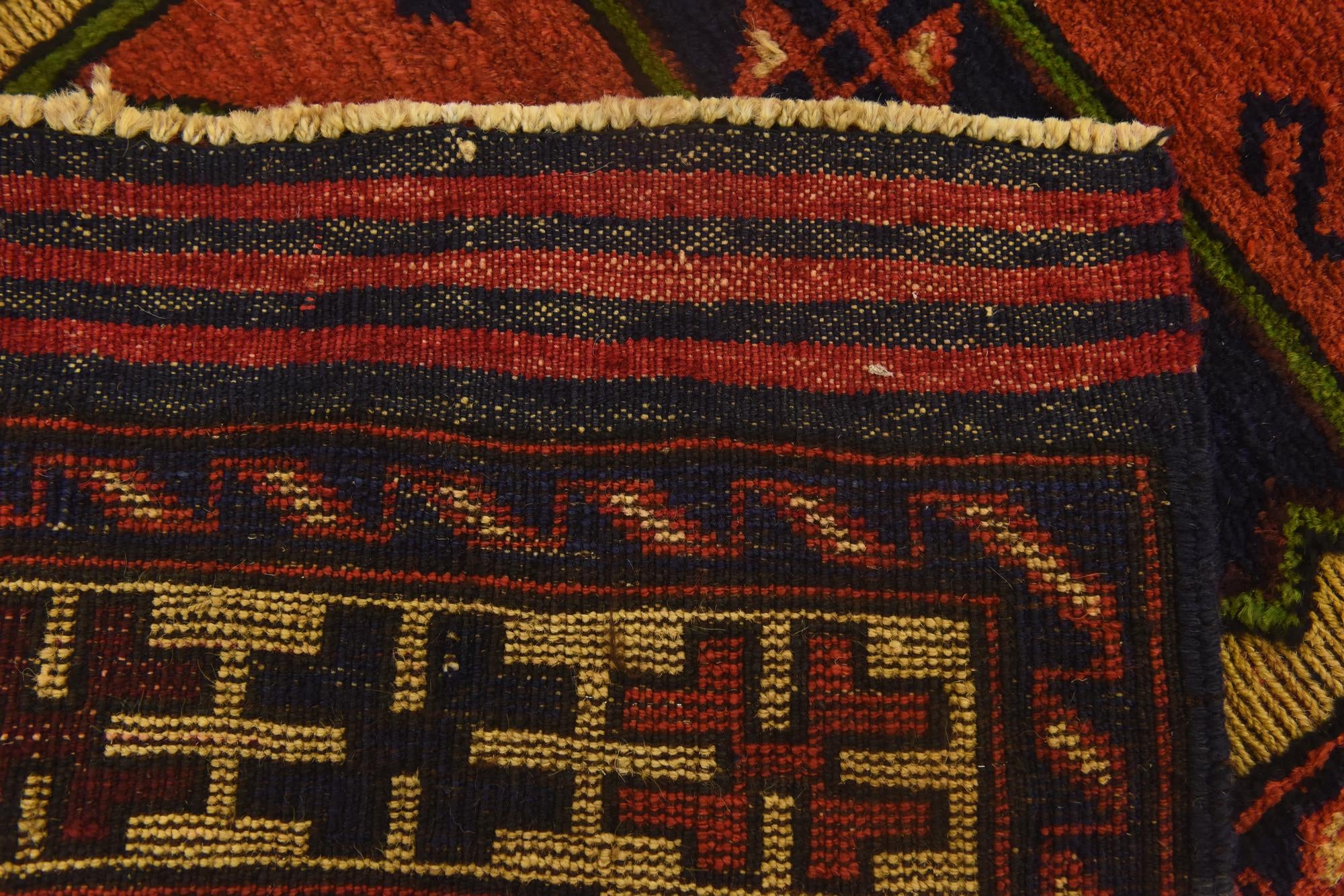 2' 8 x 4' 11 Hand Knotted Sumak Wool Rug
