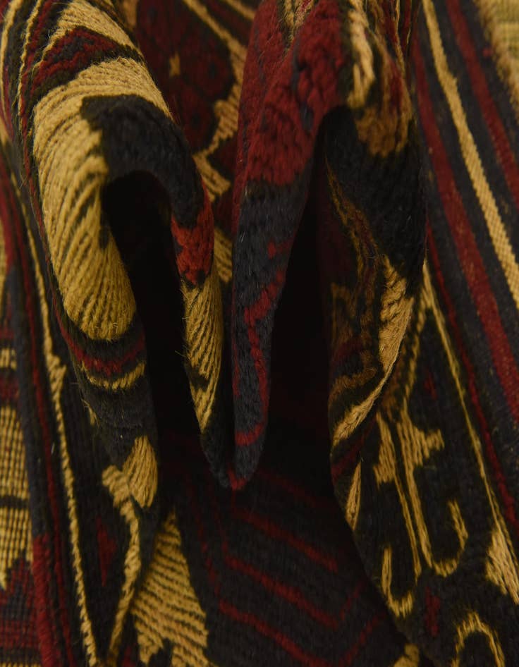 Detail image of 3' 2 x 5'  Hand Knotted Sumak Wool Rug