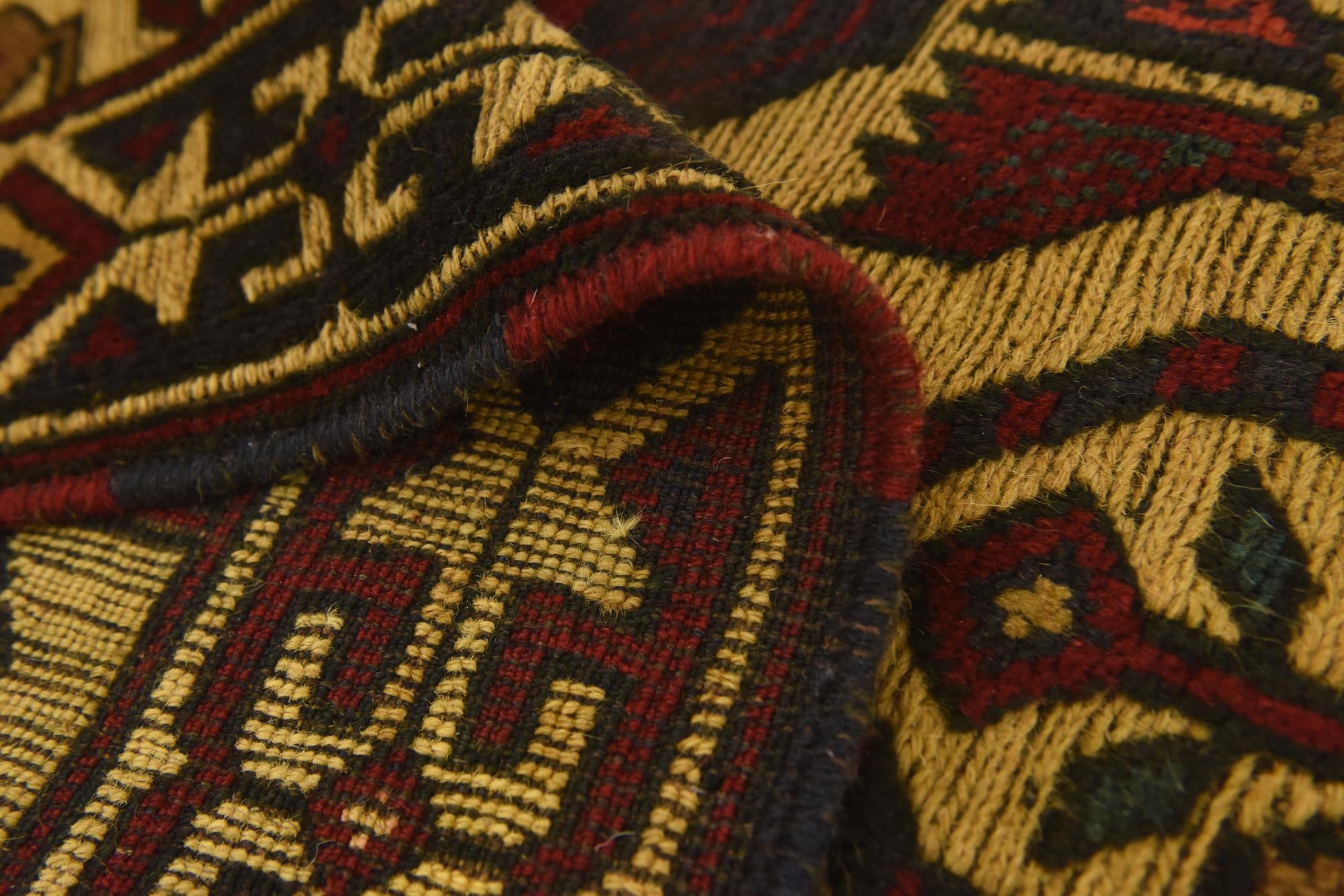3' 2 x 5' Hand Knotted Sumak Wool Rug