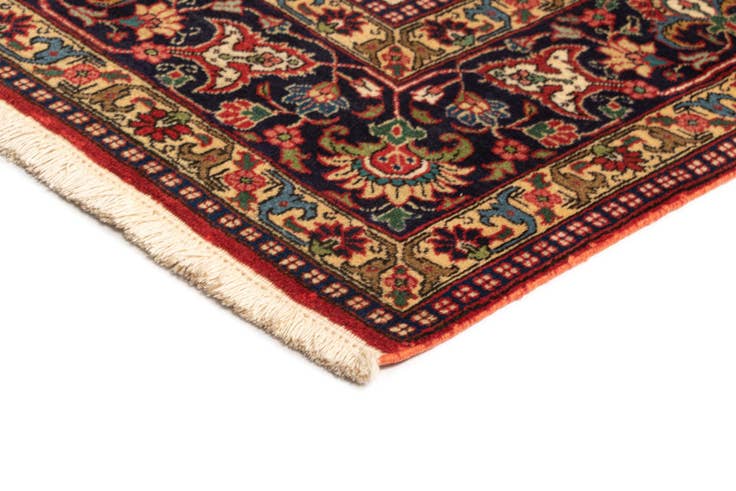 Detail image of 6' 8 x 9' 9 Tabriz Rug