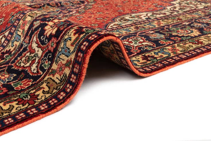 Detail image of 6' 8 x 9' 9 Tabriz Rug