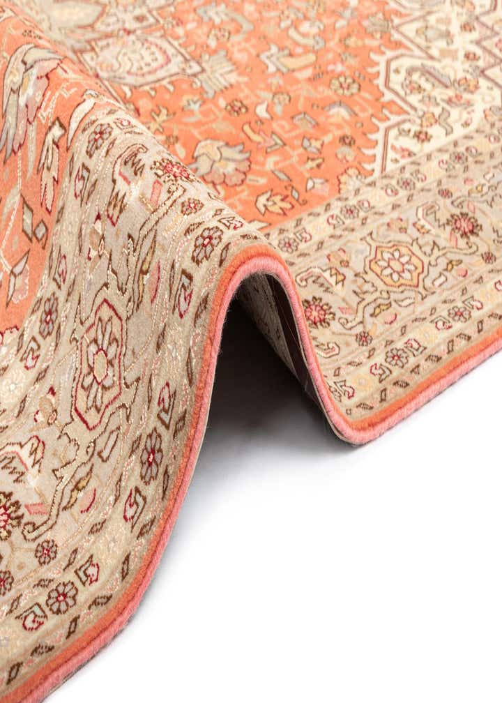 5' 1 x 6' 10 Tabriz Rug