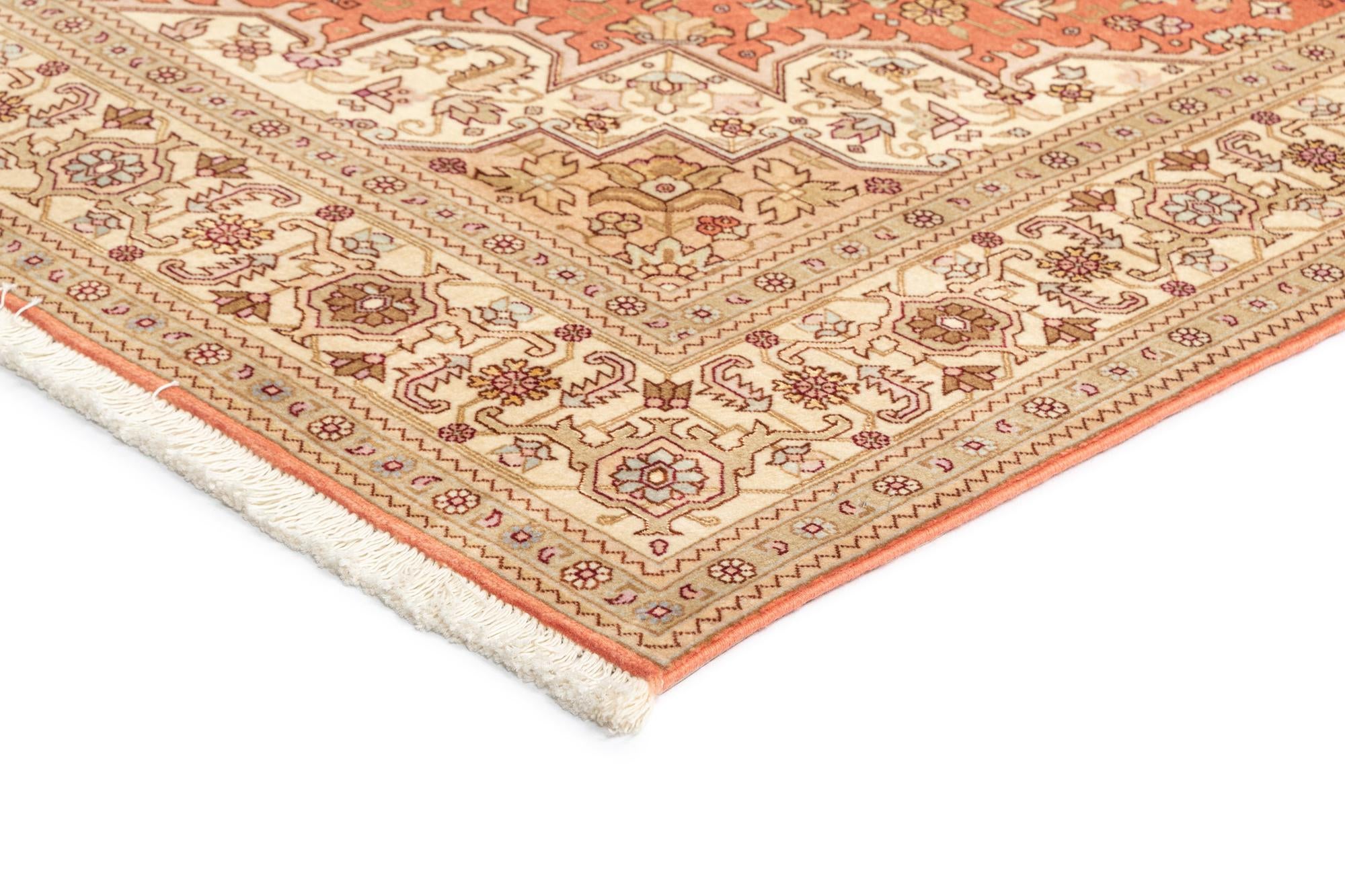 4' 11 x 6' 11 Tabriz Rug
