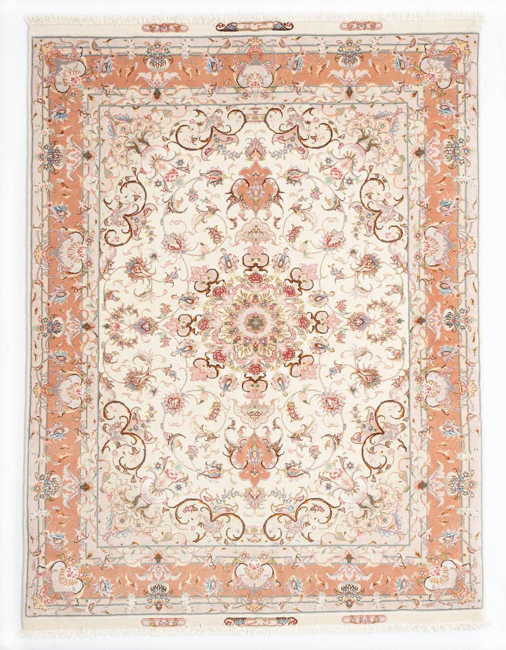 Detail image of 4' 9 x 6' 8 Tabriz Rug
