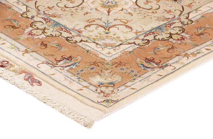 4' 9 x 7' 1 Tabriz Rug