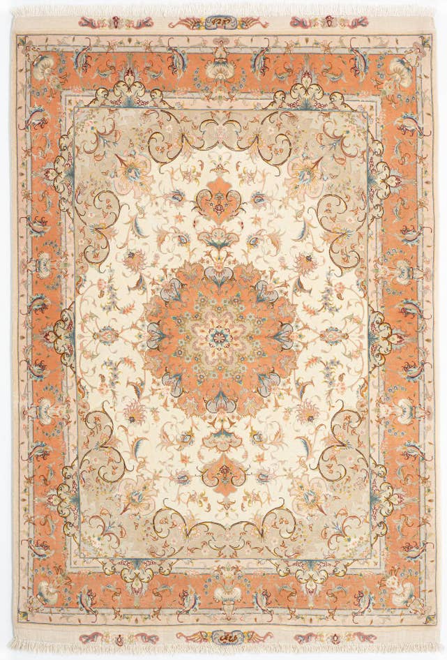 Detail image of 4' 9 x 7' 1 Tabriz Rug