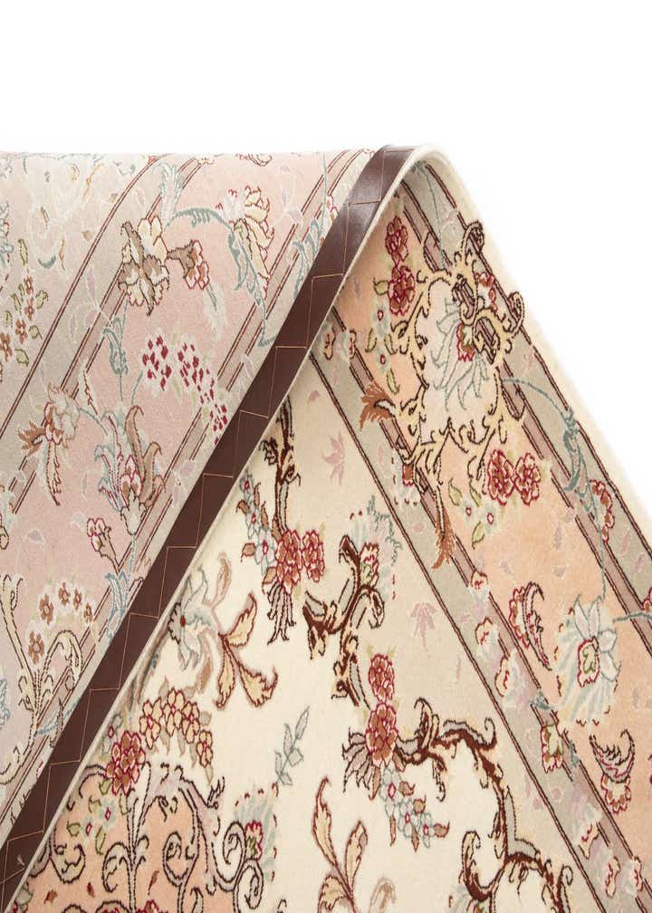 5' x 6' 6 Tabriz Rug