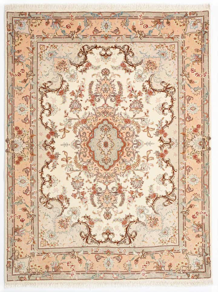 5' x 6' 6 Tabriz Rug