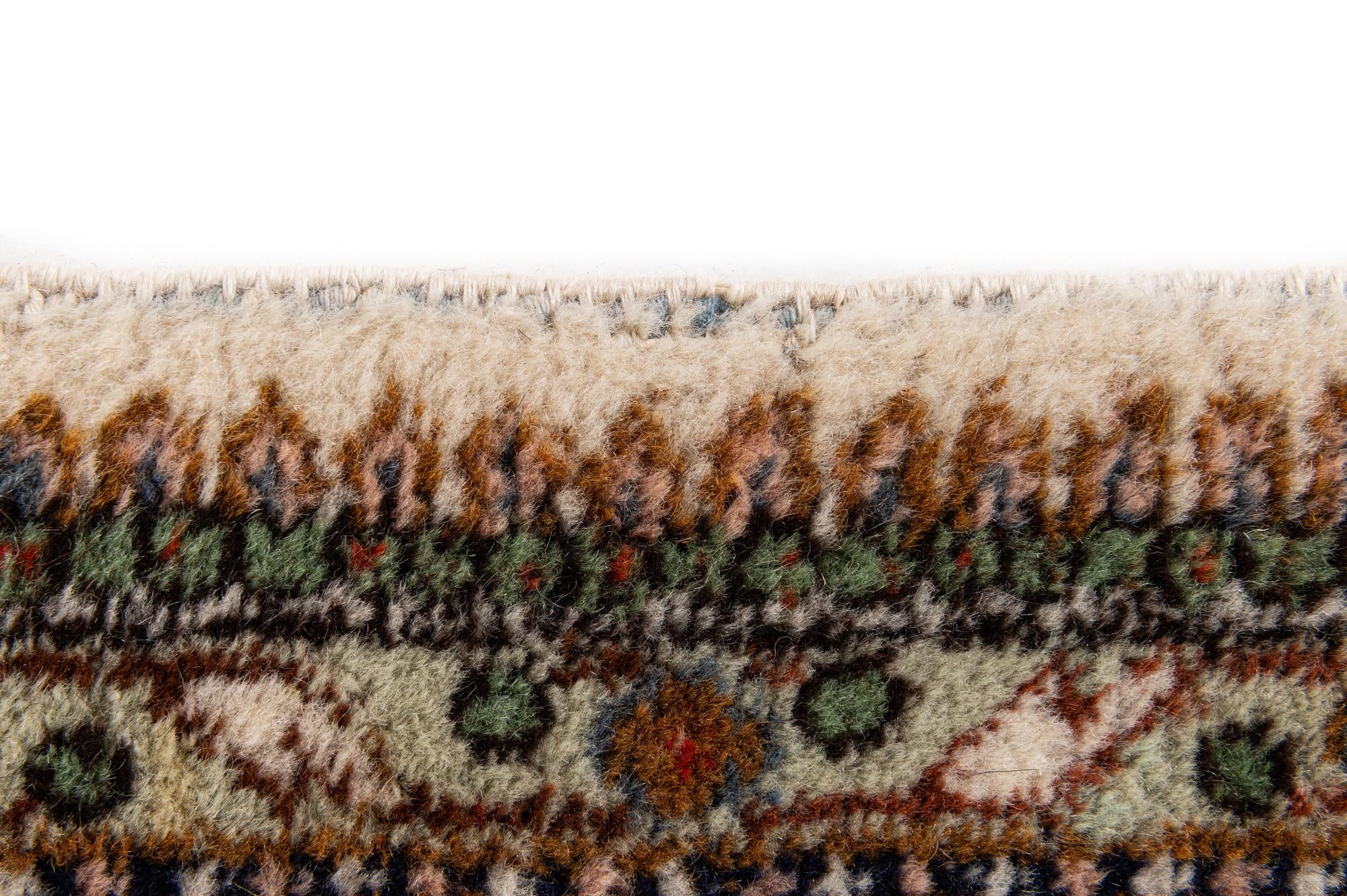 5' 7 x 8' 9 Hand Knotted Tabriz Wool Rug