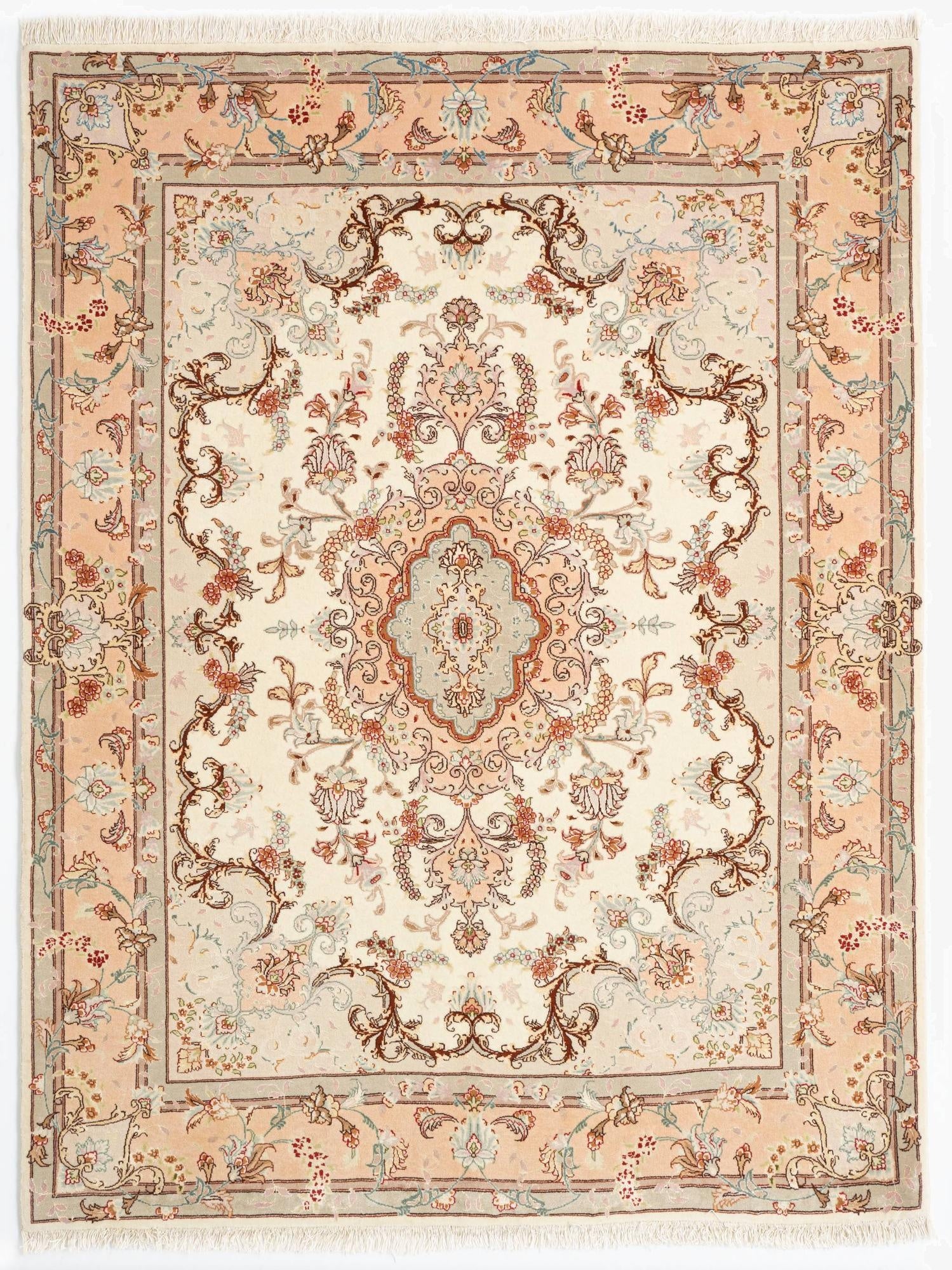 5' x 6' 6 Tabriz Rug