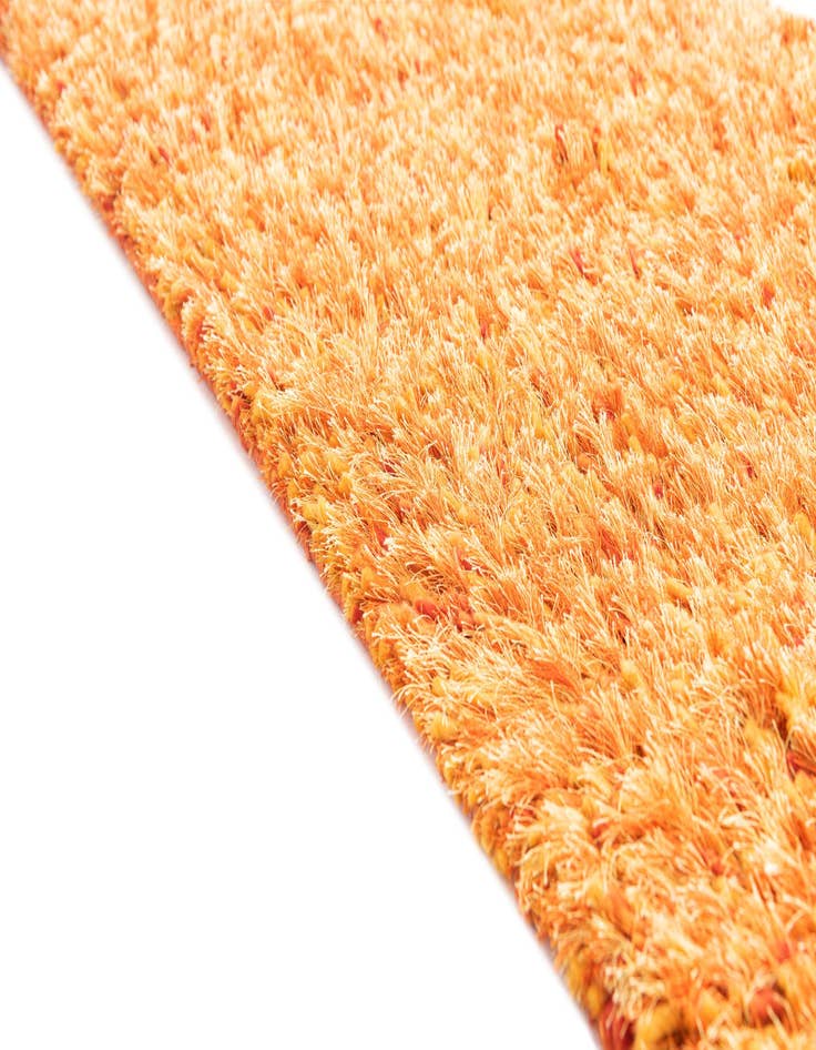 Detail image of 2' 5 x 4' 8  Hand Knotted Two-Tone Shag Oriental Rug