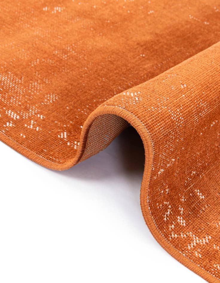 Detail image of 7' 10 x 10' Valencia Rug