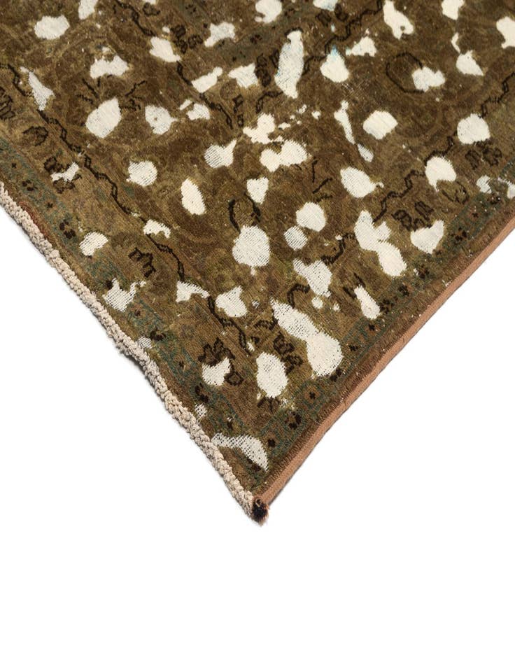 Detail image of 9' 6 x 12' 2 Vintage Royal Rug