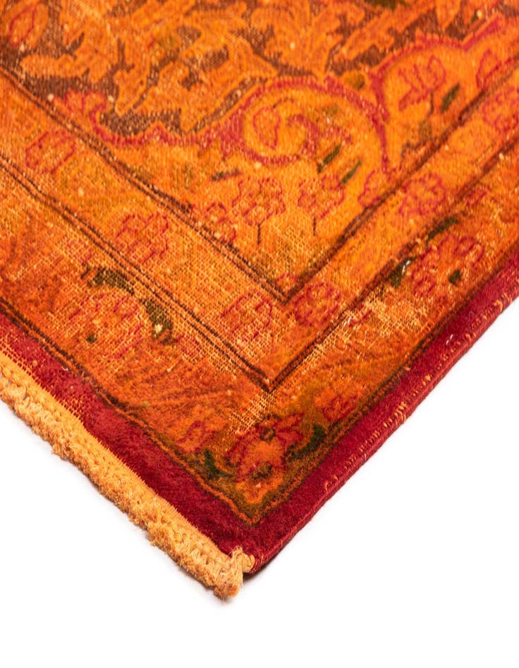 Detail image of 7' 9 x 11' 5 Vintage Royal Wool Rug