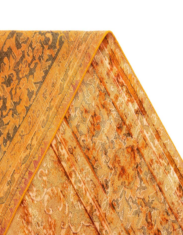 Detail image of 9' 7 x 13' 4 Vintage Royal Wool Rug