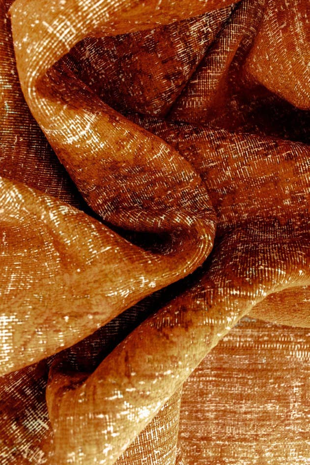 Detail image of 7' 9 x 10' 8 Vintage Royal Wool Rug