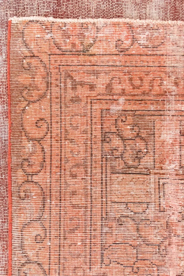 Detail image of 9' 7 x 13' 2 Vintage Royal Wool Rug