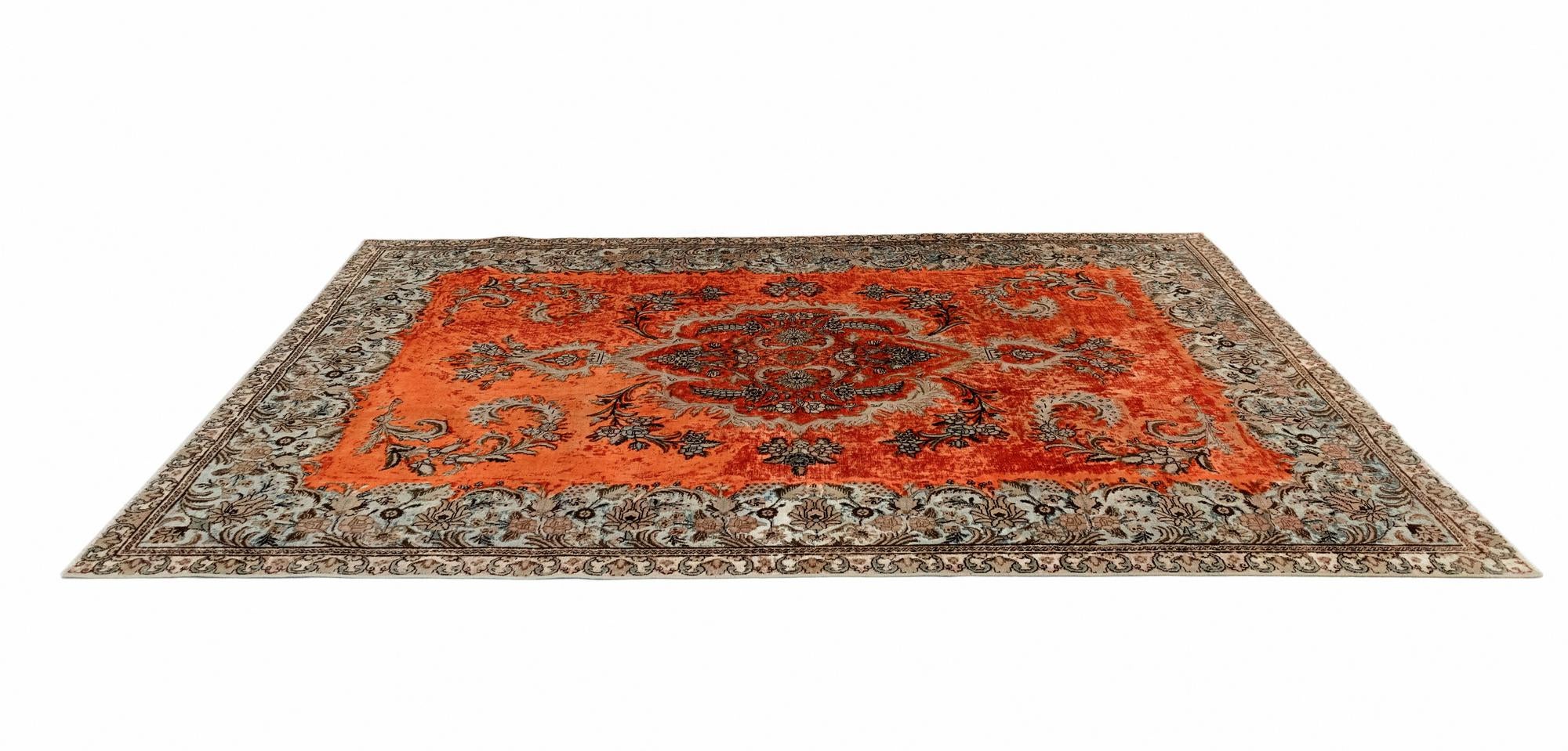 7' 9 x 10' 8 Vintage Royal Wool Rug