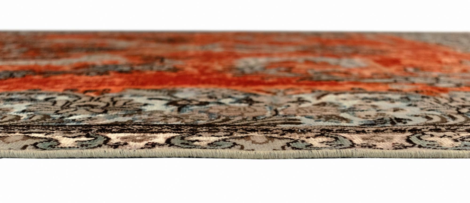 7' 9 x 10' 8 Vintage Royal Wool Rug