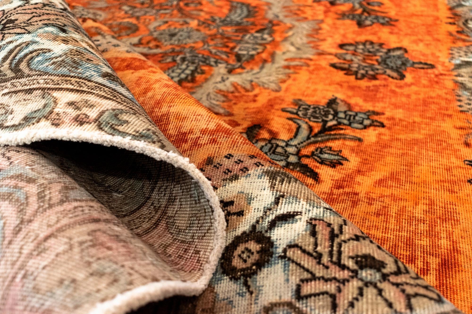 7' 9 x 10' 8 Vintage Royal Wool Rug