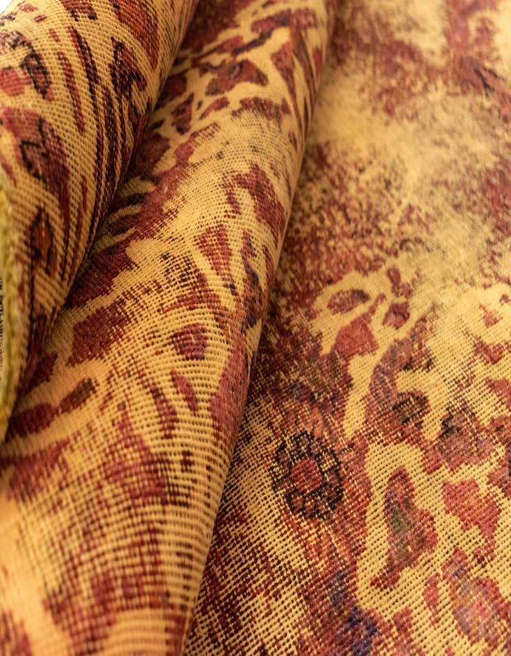 Detail image of 7' 4 x 10' 10 Vintage Royal Wool Rug