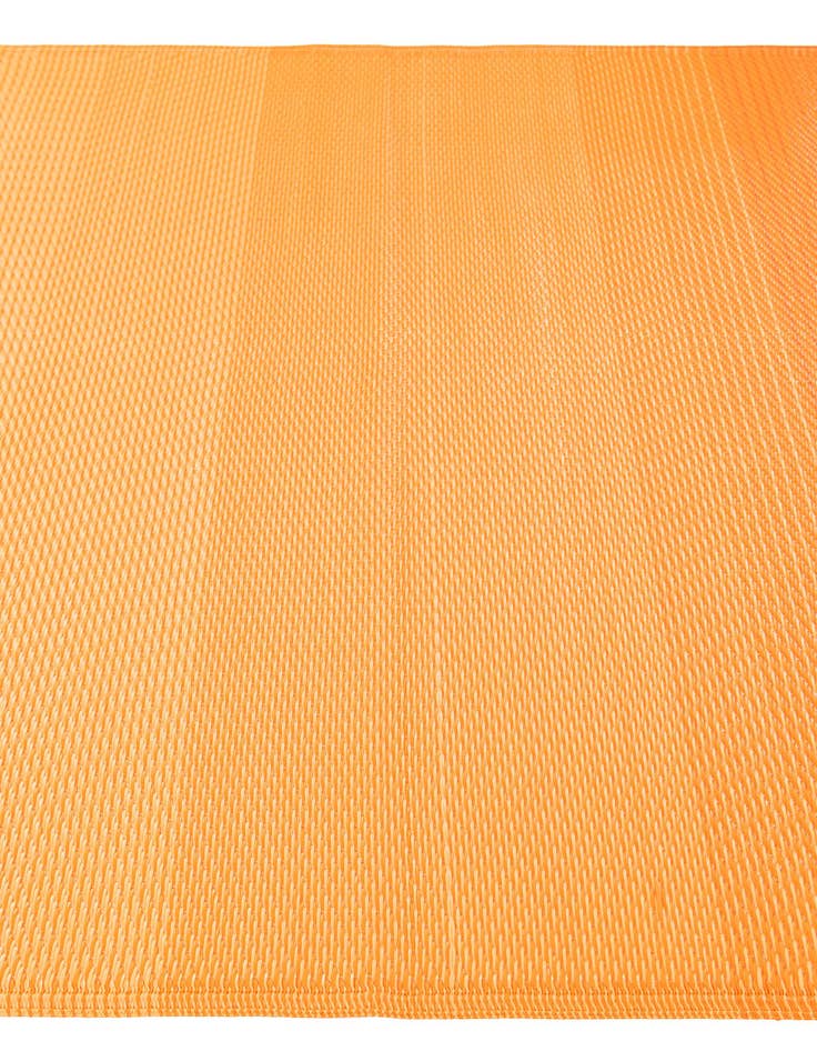 Detail image of 4' x 6' Easy-Clean Vista Breeze Indoor / Outdoor Rug