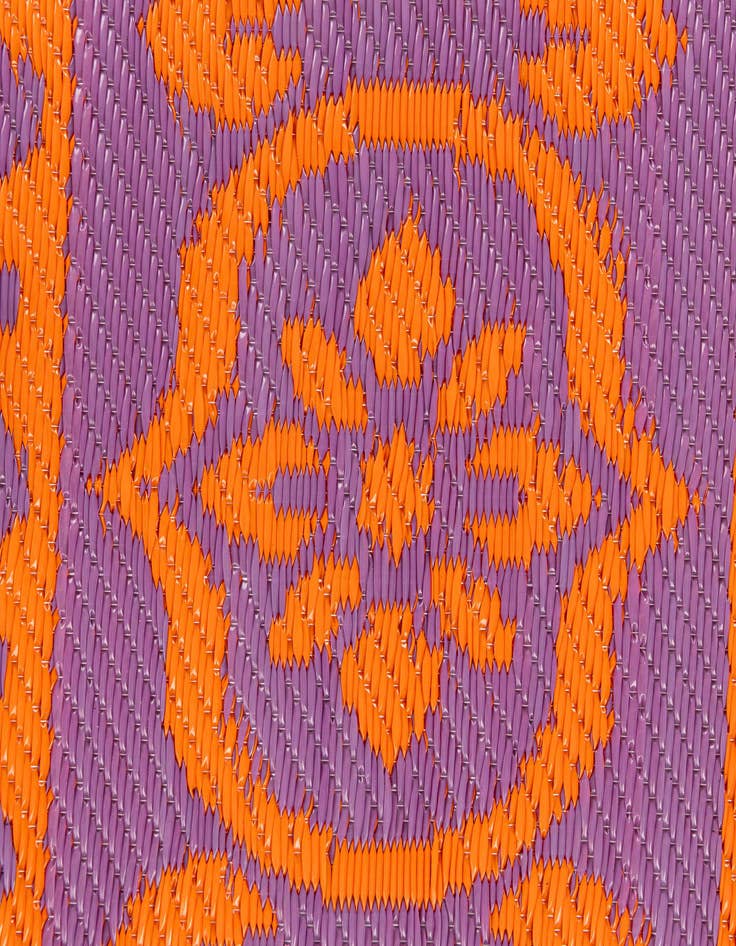 Detail image of 4' x 6'  Washable Vista Breeze Indoor / Outdoor Rug