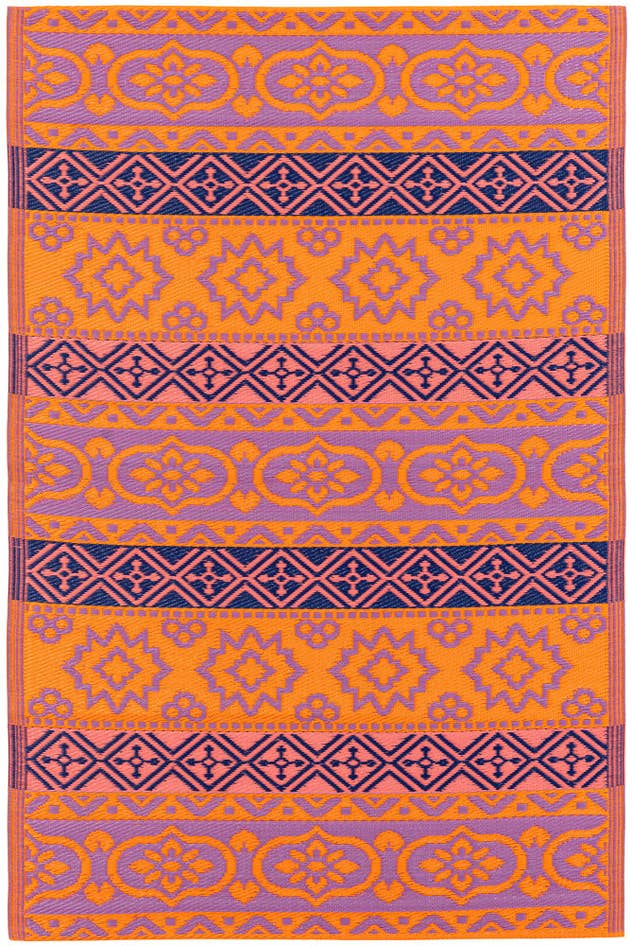 Detail image of 4' x 6' Easy-Clean Vista Breeze Indoor / Outdoor Rug