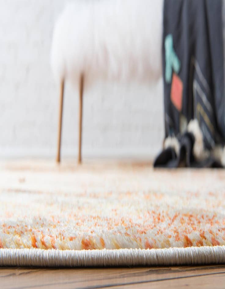 Detail image of 8' x 8' Apollo Round Rug