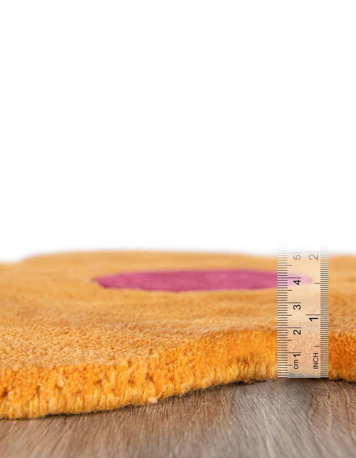 Detail image of 3' 1 x 3' 1 Happy Rugs Funky Flower Wool Round
