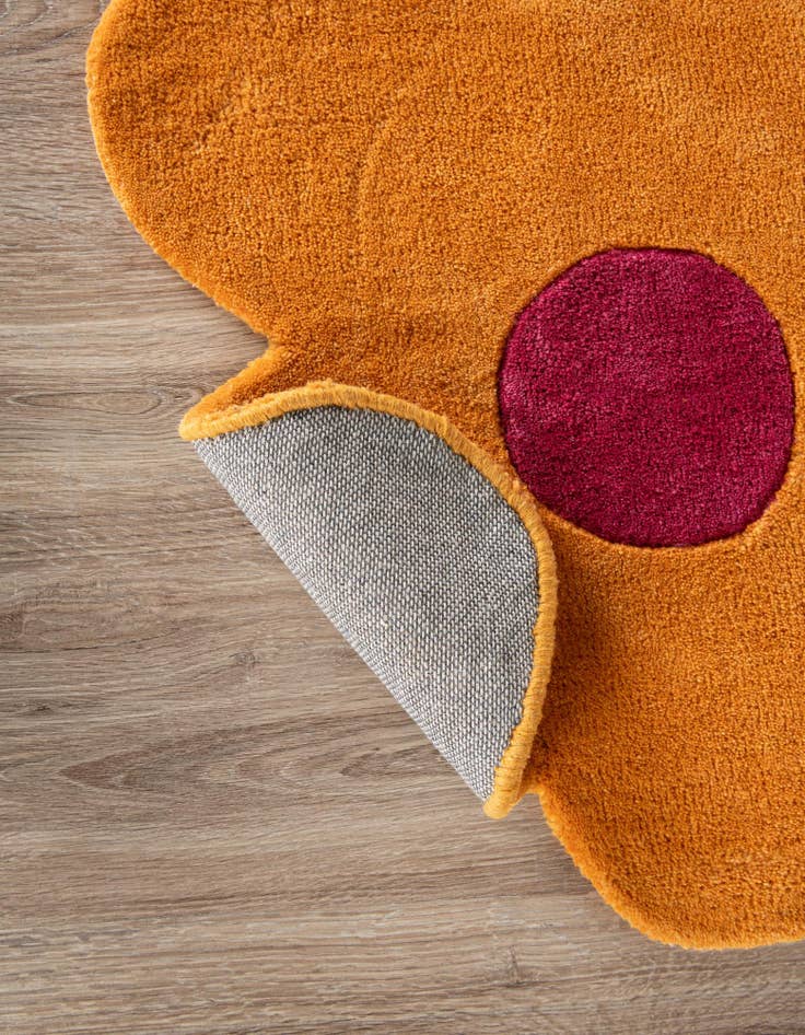 Detail image of 3' 1 x 3' 1 Happy Rugs Funky Flower Wool Round